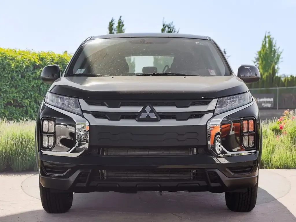 Mitsubishi Rvr 2027 photo 3