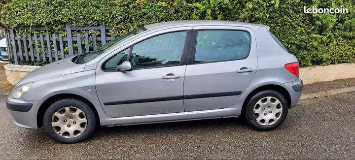 Peugeot 307