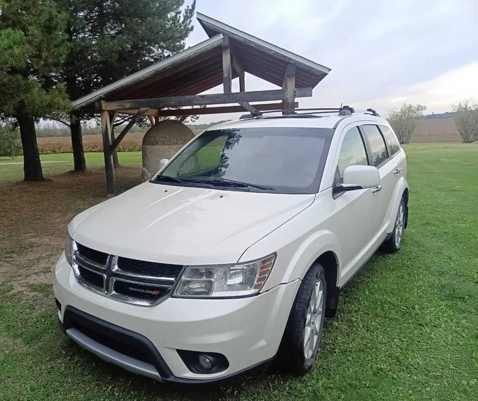 Dodge Journey 2014 photo 2