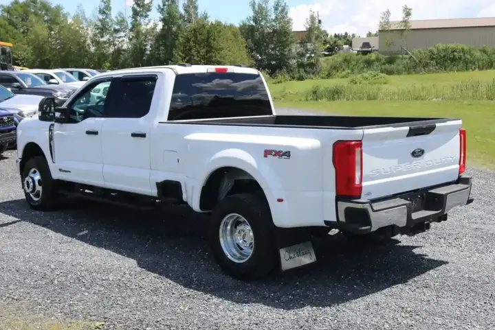 Ford F350 2025 photo 4