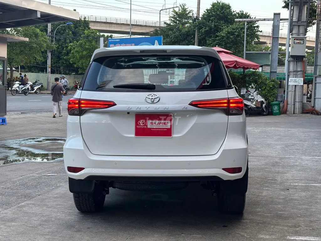 Toyota Fortuner 2023 photo 5