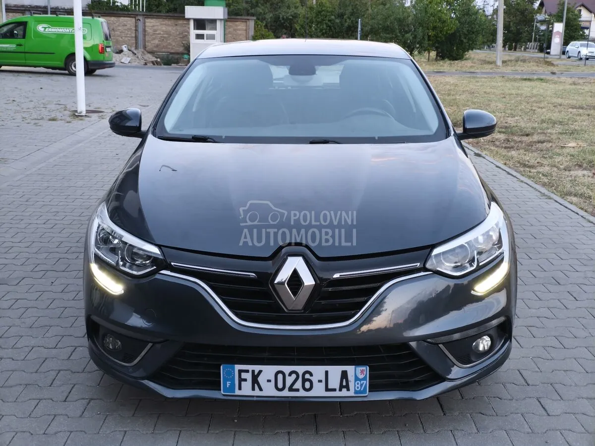 Renault Megane 2019 photo 2