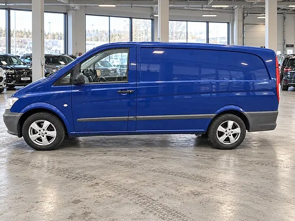 Mercedes-Benz Vito 108 2012 photo 2