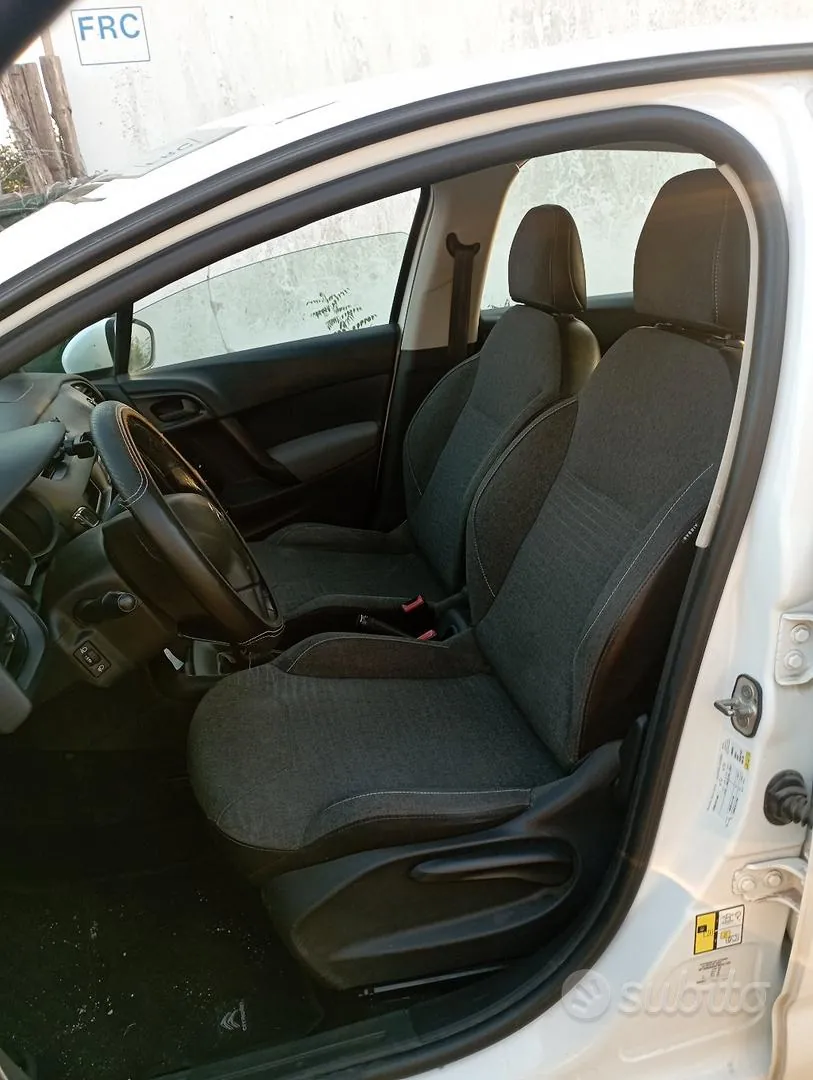 Citroen C3 2015 photo 4