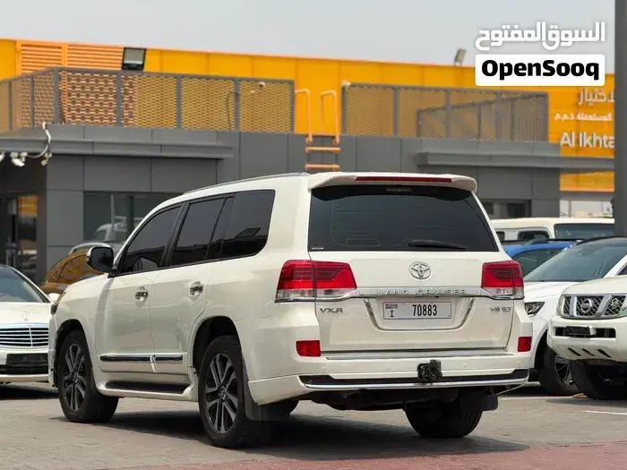Toyota Land Cruiser 2014 photo 3