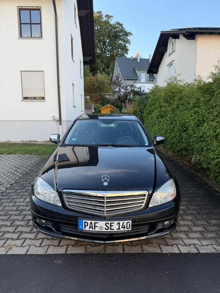 Mercedes-Benz C 180