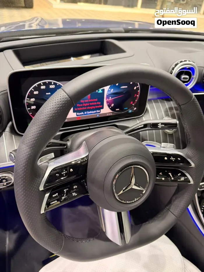 Mercedes-Benz C-Class 2026 photo 2