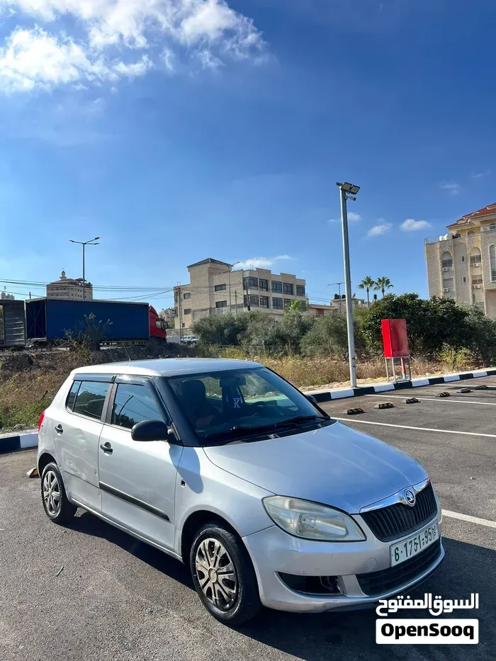 Skoda Fabia 2014 photo 4
