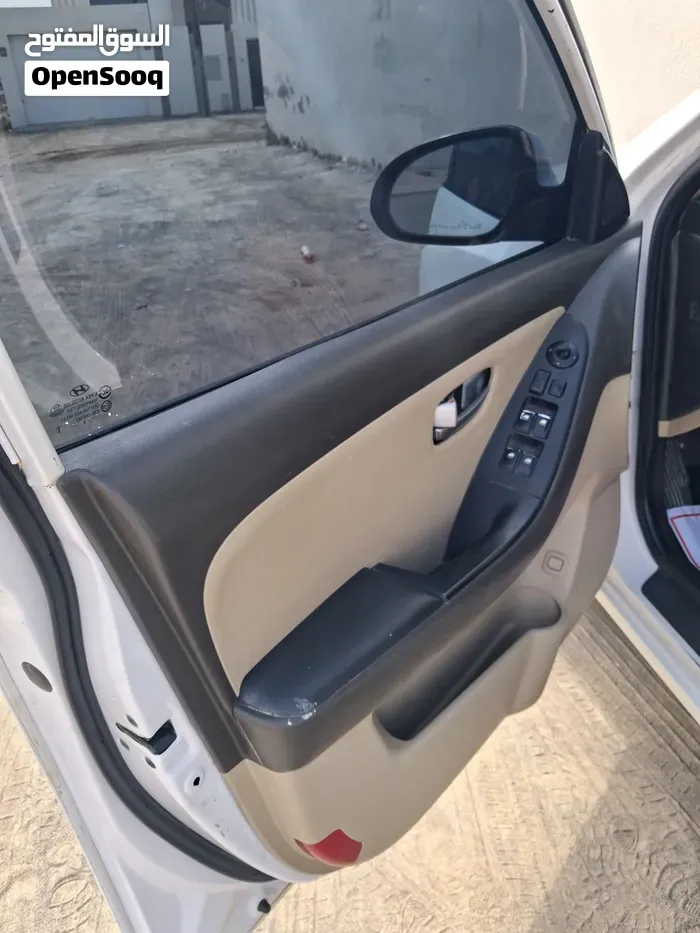 Hyundai Elantra 2011 photo 4
