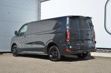Ford Transit 2026 photo 3
