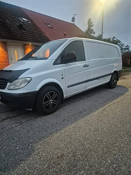 Mercedes-Benz Vito 111