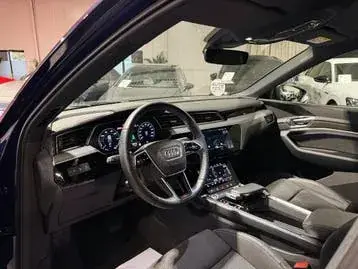 Audi E-Tron 2022 photo 2