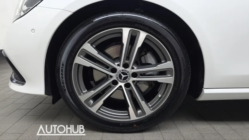 Mercedes-Benz E-Class 2023 photo 5