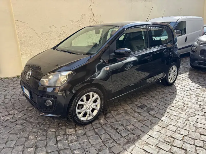 Volkswagen Up 2016 photo 3