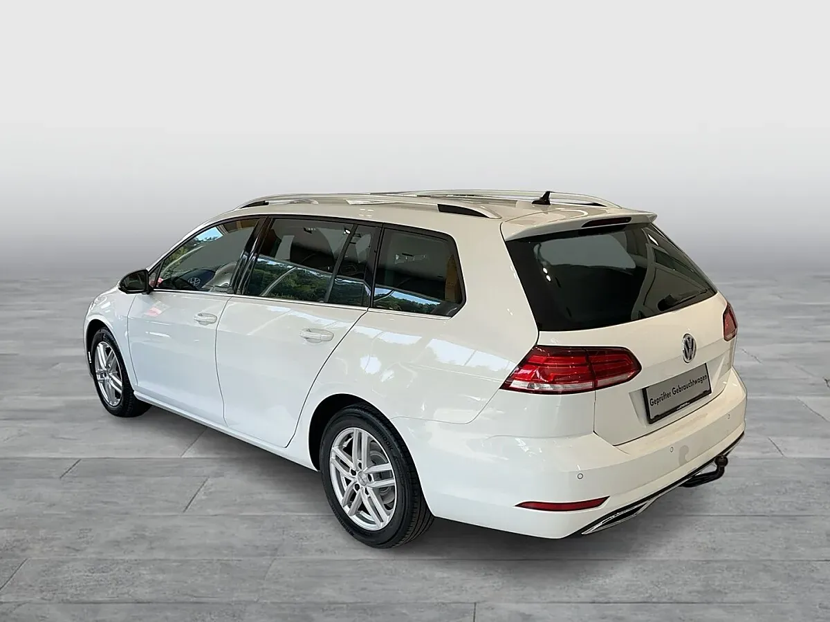 Volkswagen Golf 2019 photo 3