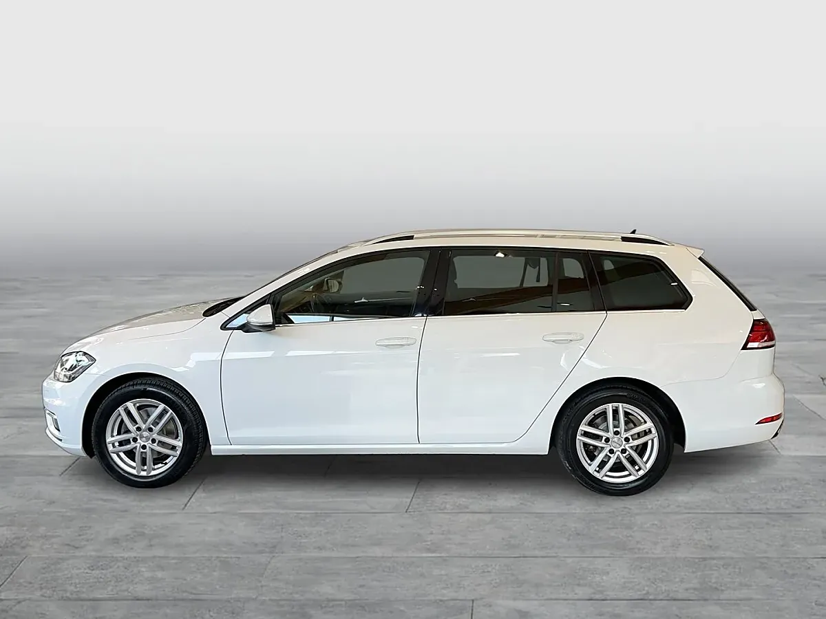 Volkswagen Golf 2019 photo 2