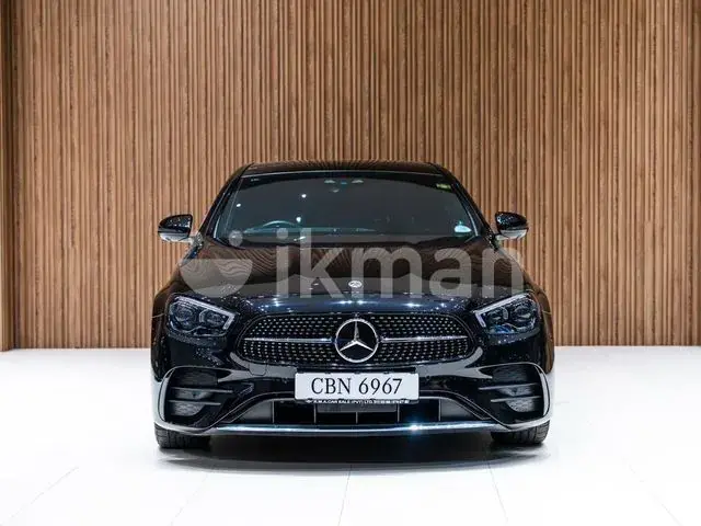 Mercedes-Benz E200