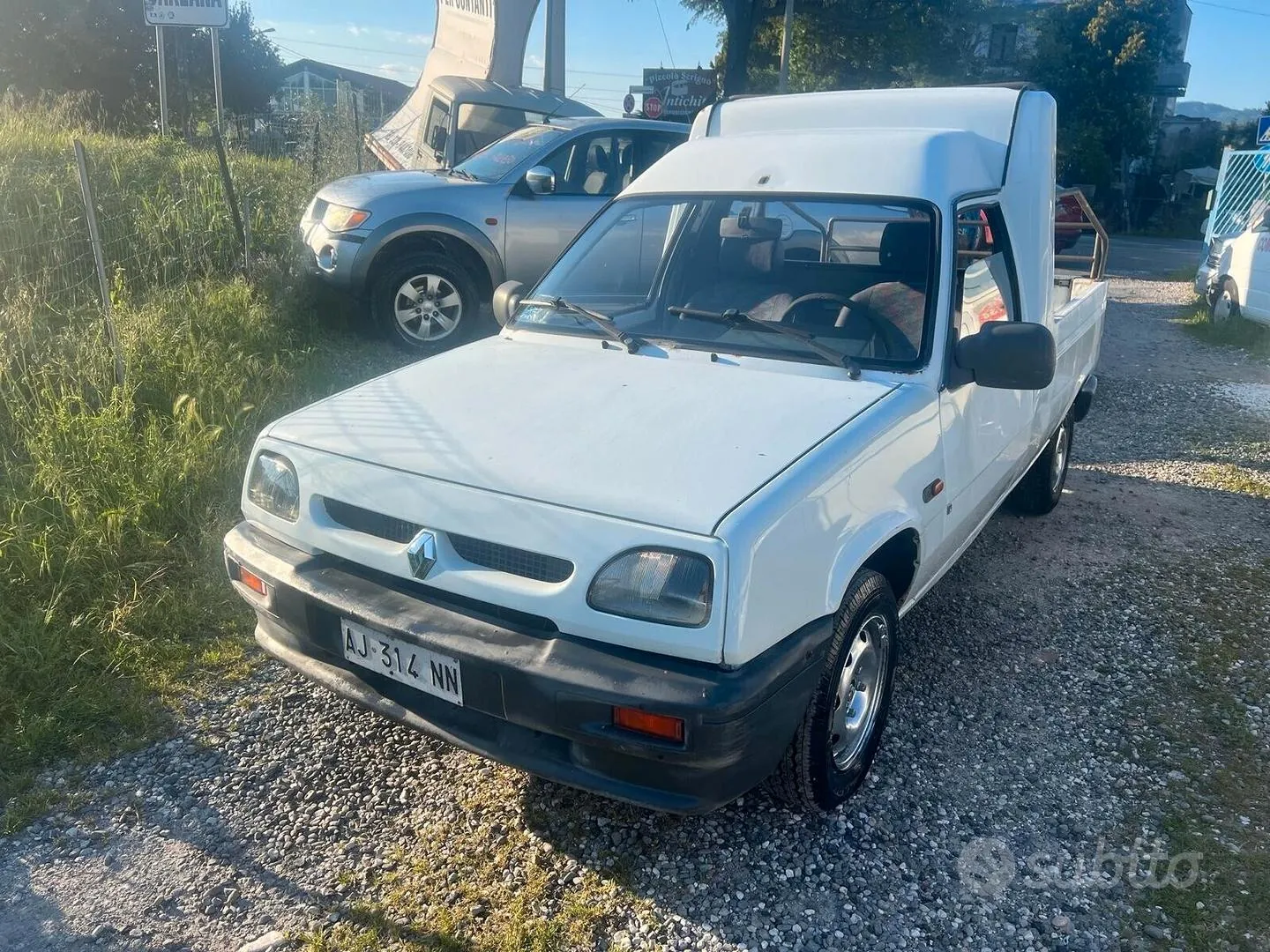 Renault Express 1996 photo 4