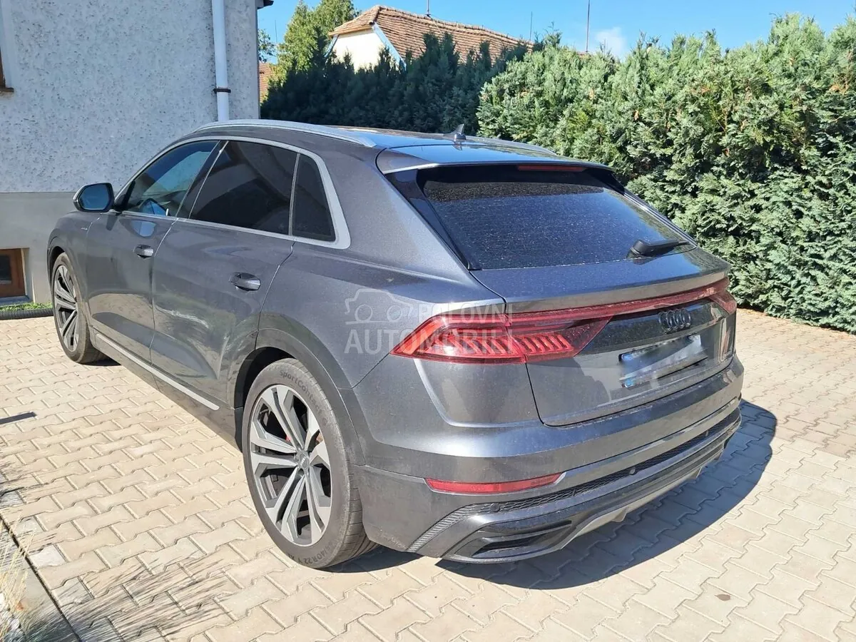 Audi Q8 2018 photo 2