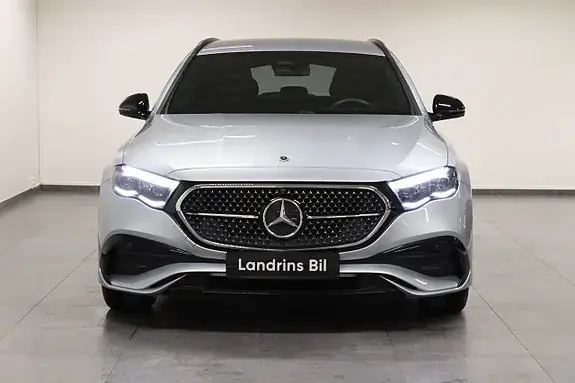 Mercedes-Benz E 220 2025 photo 2