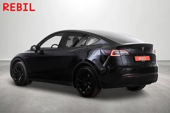 Tesla Model Y 2023 photo 5