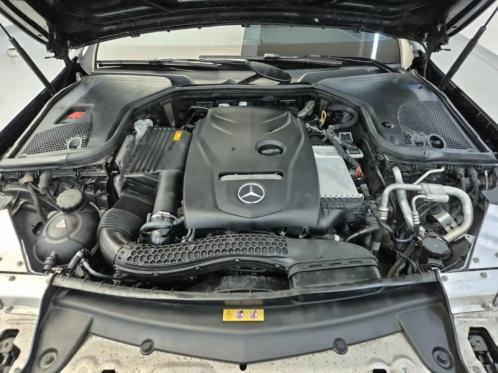 Mercedes-Benz E-Class 2020 photo 5