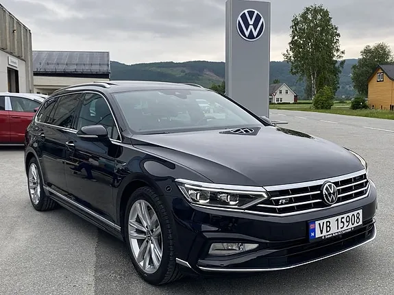 Volkswagen Passat 2021 photo 2