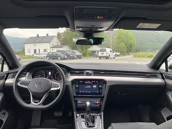 Volkswagen Passat 2021 photo 5