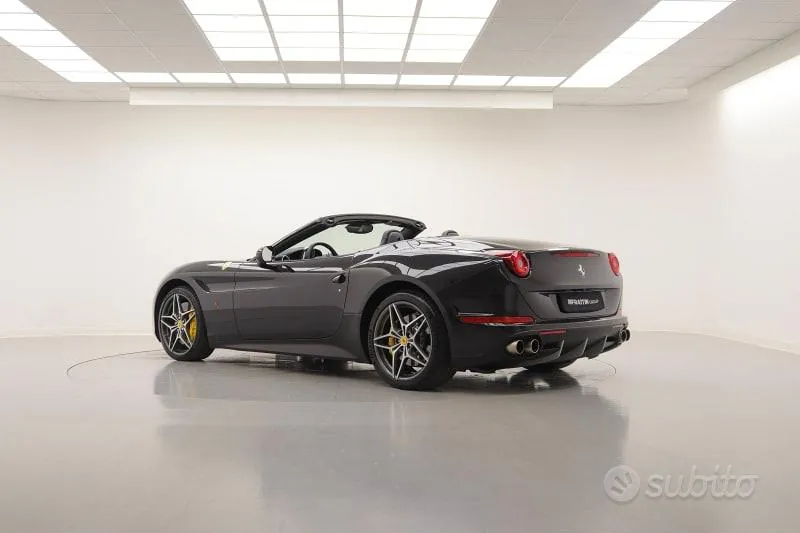 Ferrari California 2015 photo 2