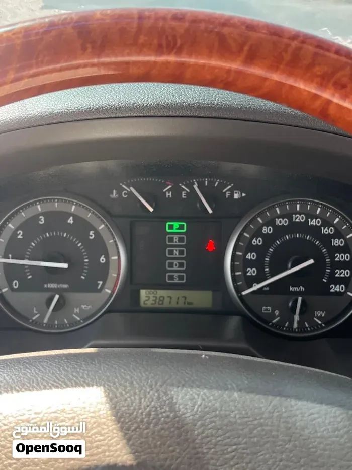 Toyota Land Cruiser 2014 photo 2