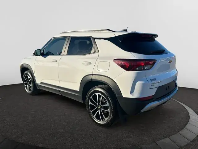 Chevrolet Trailblazer 2024 photo 3