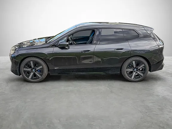BMW Ix 2022 photo 2