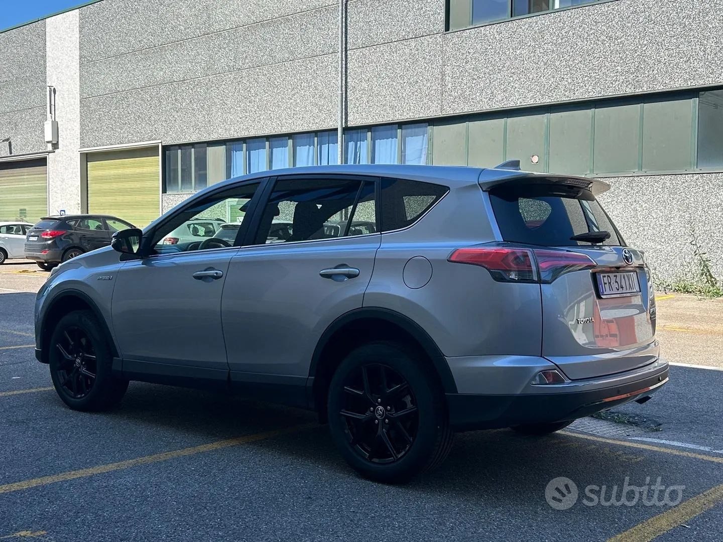 Toyota Rav4 2018 photo 2
