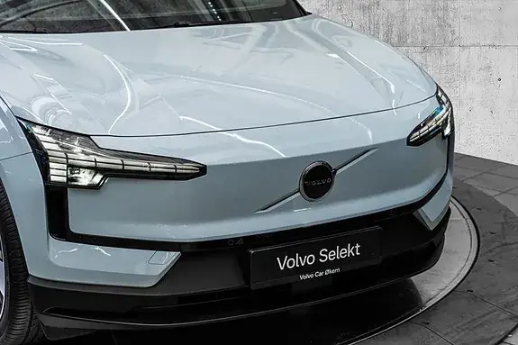 Volvo Ex30 2025 photo 2