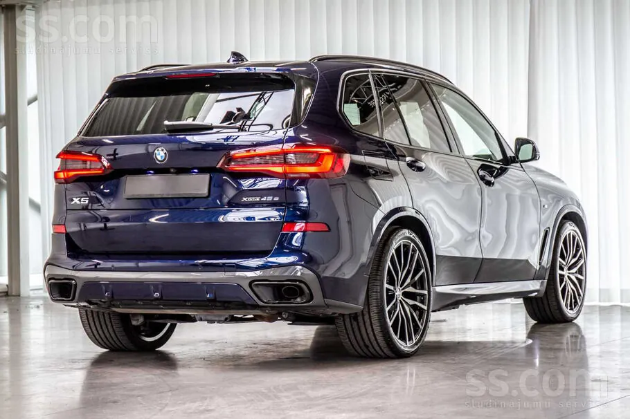 BMW X5 2021 photo 3