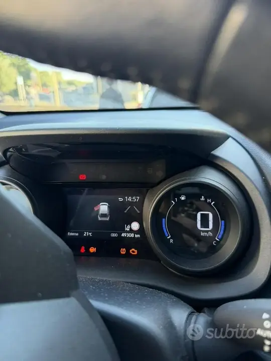 Toyota Yaris Cross 2023 photo 4