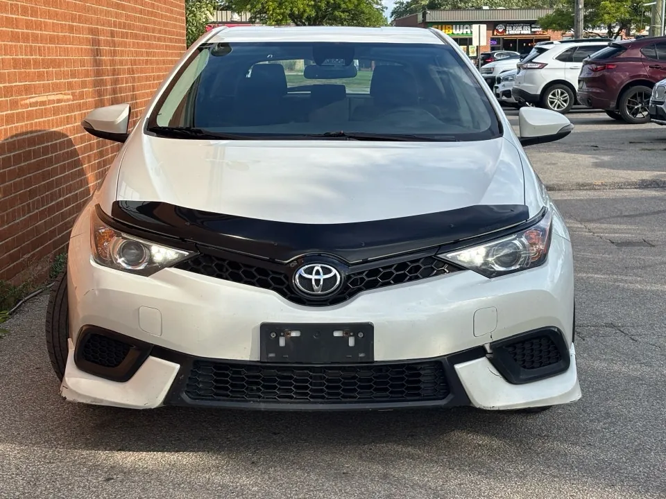 Toyota Corolla Im 2017 photo 2