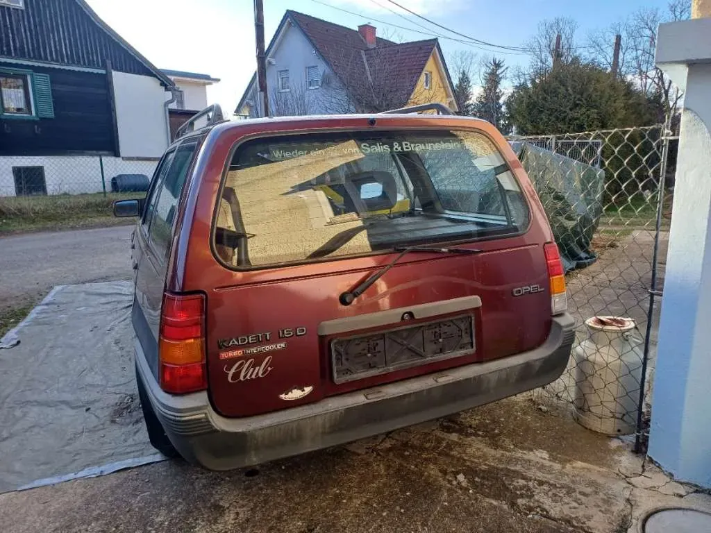 Opel Kadett 1991 photo 2