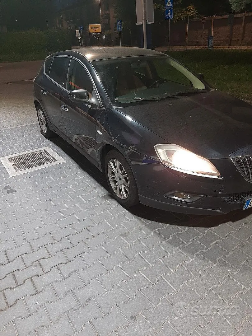 Lancia Delta 2011 photo 3