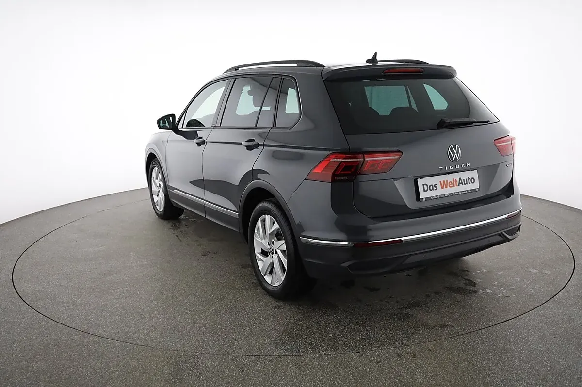 Volkswagen Tiguan 2023 photo 2