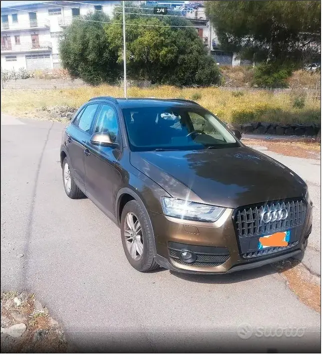 Audi Q3 2013 photo 2