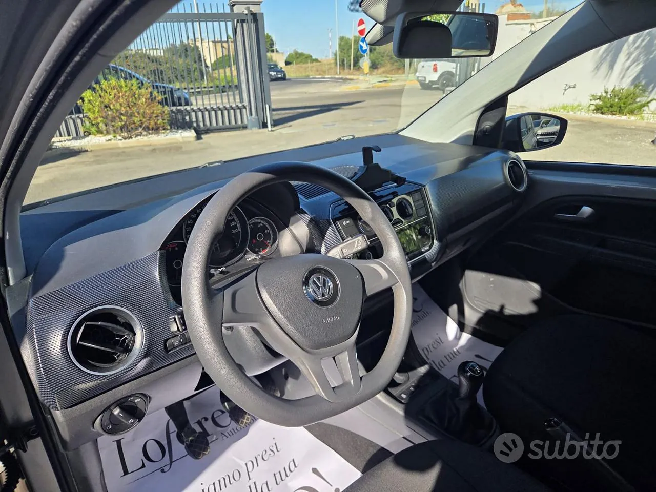 Volkswagen Up 2019 photo 5