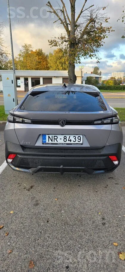 Peugeot 408 2023 photo 4