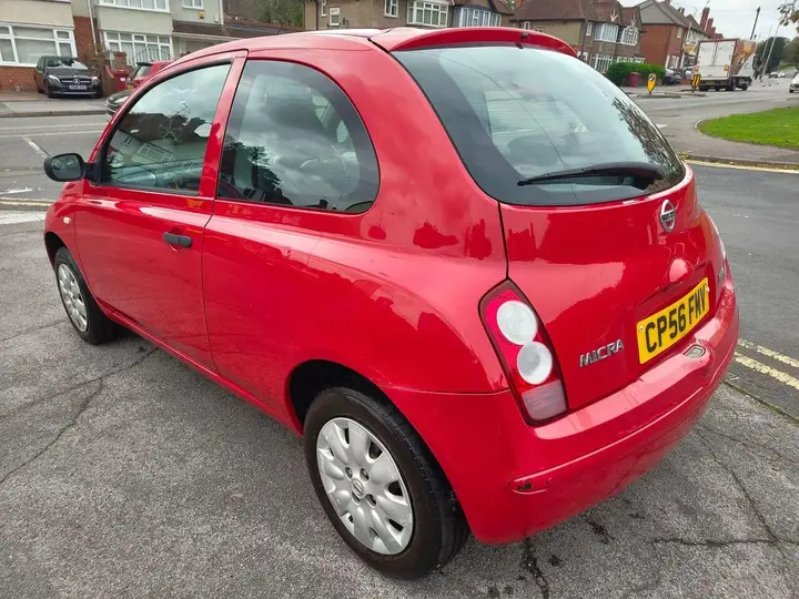 Nissan Micra 2006 photo 4