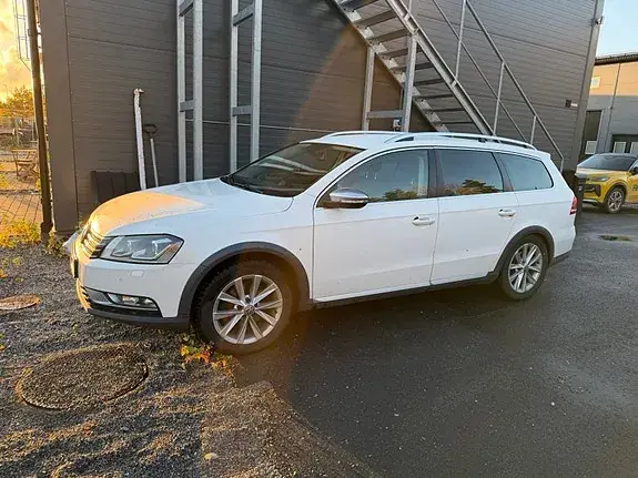 Volkswagen Passat Alltrack 2014 photo 3