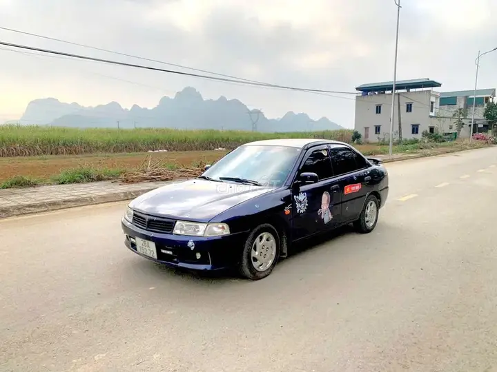 Mitsubishi Lancer 2001 photo 3