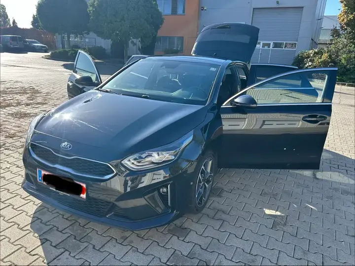 Kia Proceed 2022 photo 2
