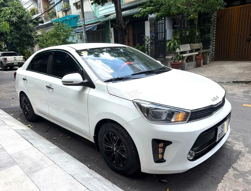 Kia Soluto