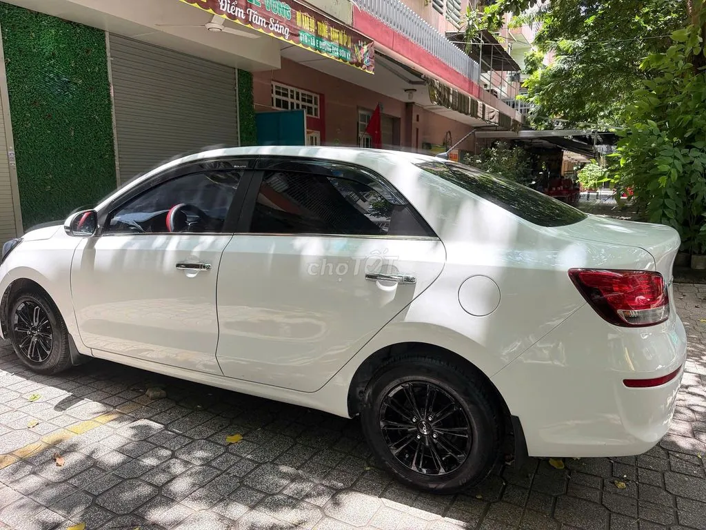 Kia Soluto 2023 photo 4