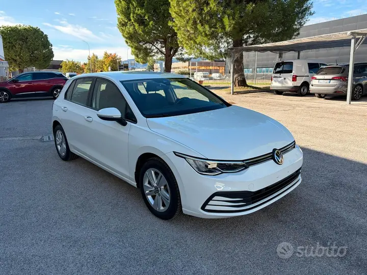 Volkswagen Golf 2022 photo 3